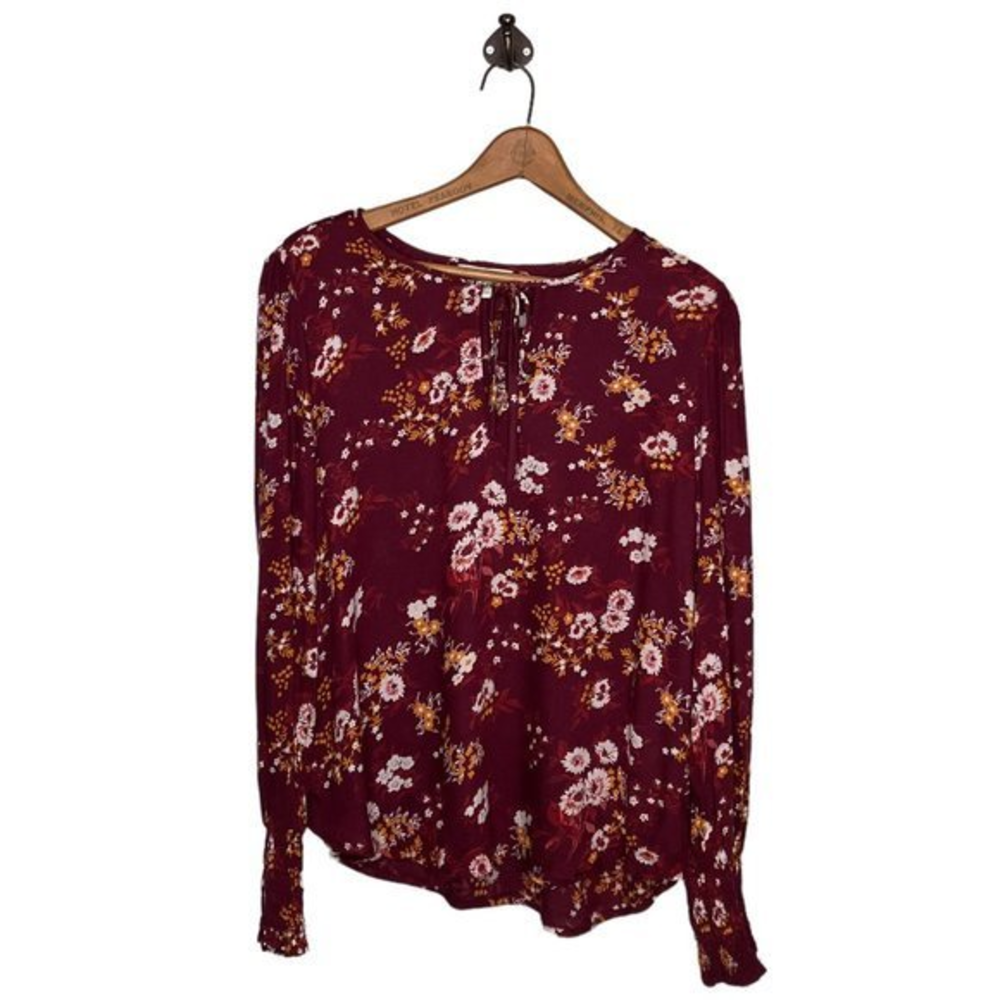 Lucky Brand Medium M Red Floral V-Neck Peasant Sleeve‎ Viscose Boho Top Blouse